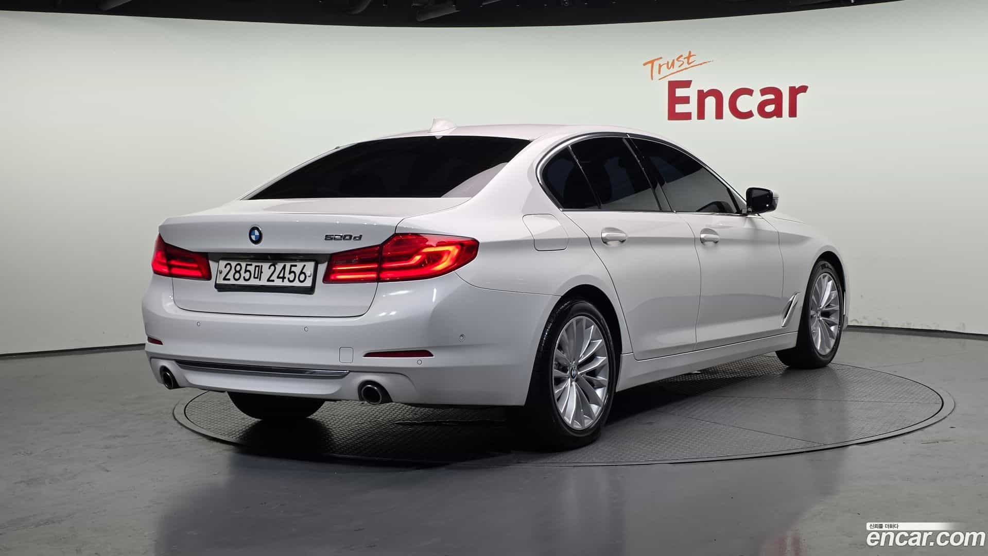 5-Series BMW 2019.4-OUTER-002