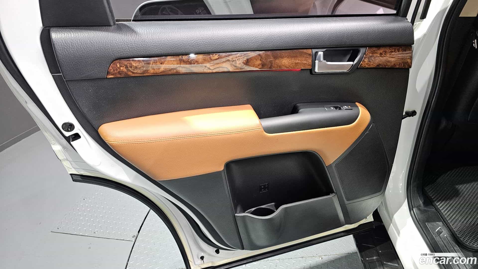 Mohave Kia 2016.9-INNER-035