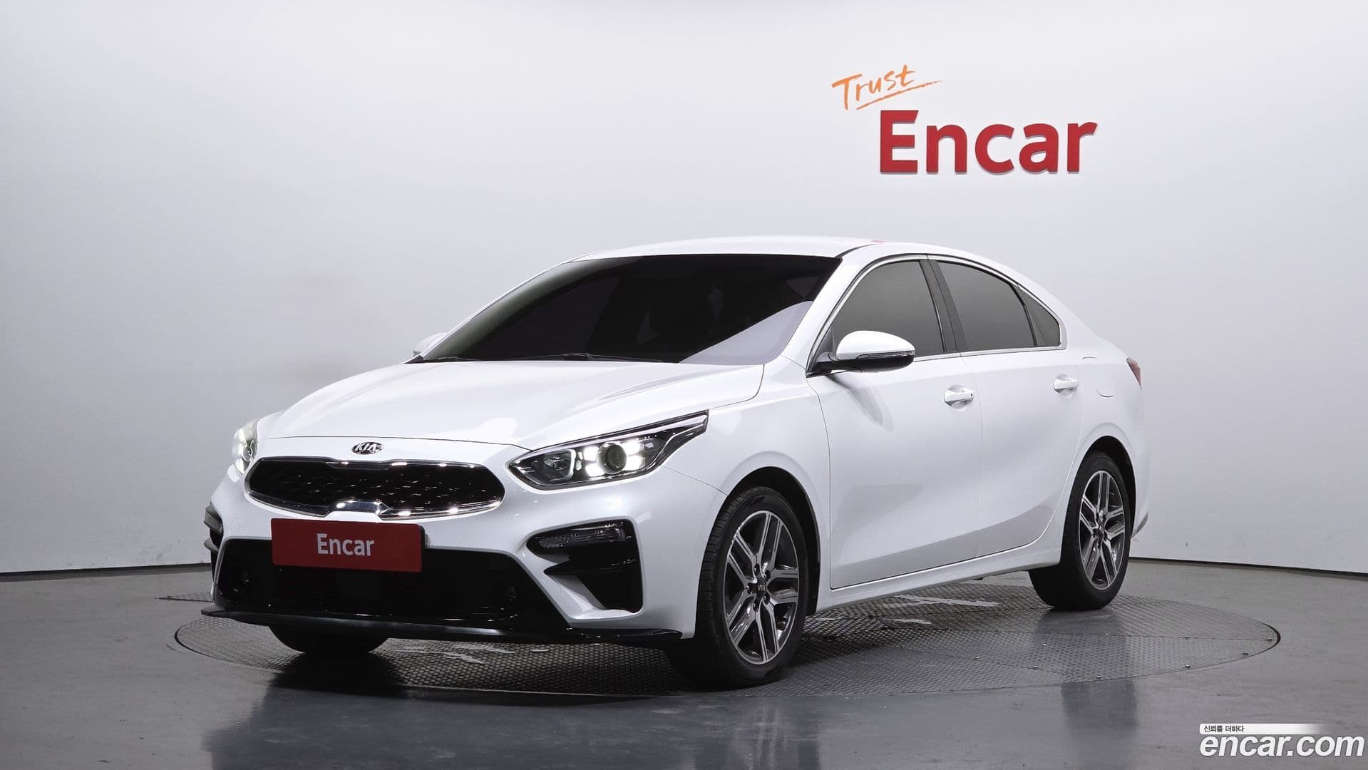 Main__Slider__Photo:K3 Kia 2018.9-0