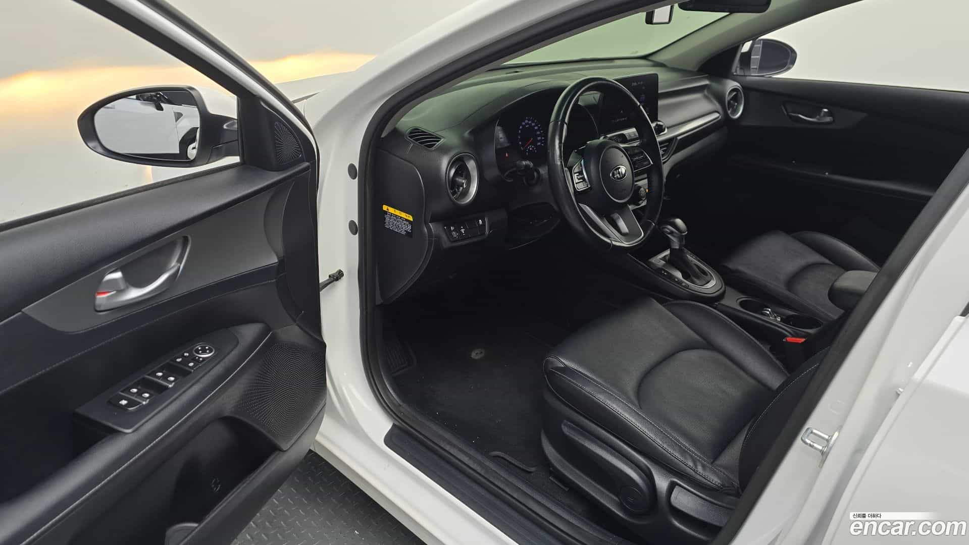 K3 Kia 2018.9-INNER-010