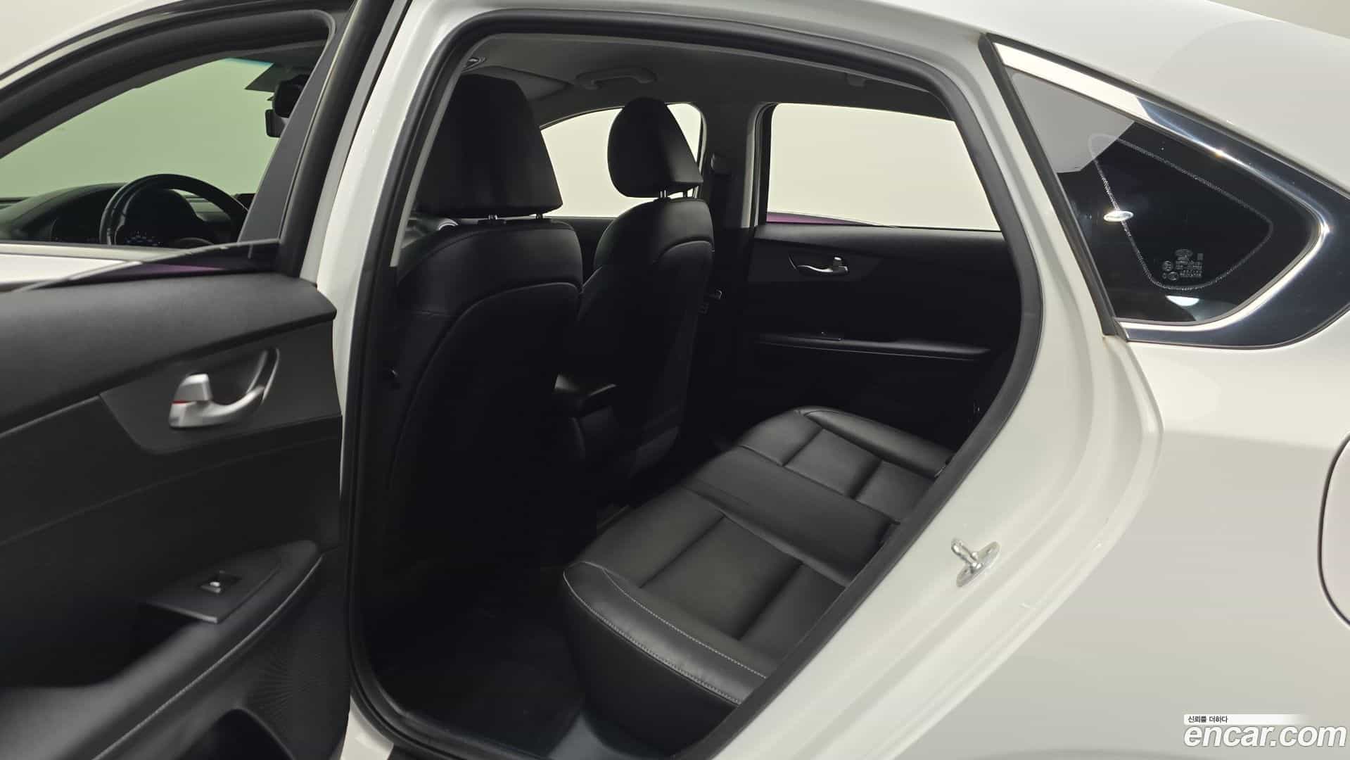 K3 Kia 2018.9-OPTION-015
