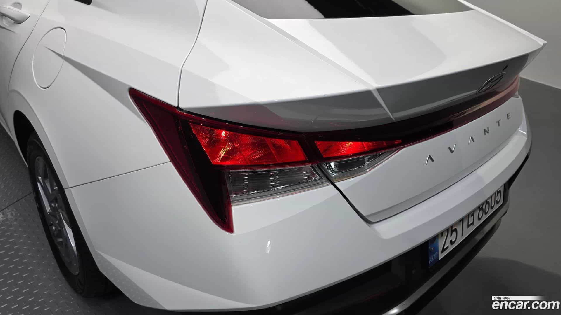 AVANTE Hyundai 2024.10-OUTER-033