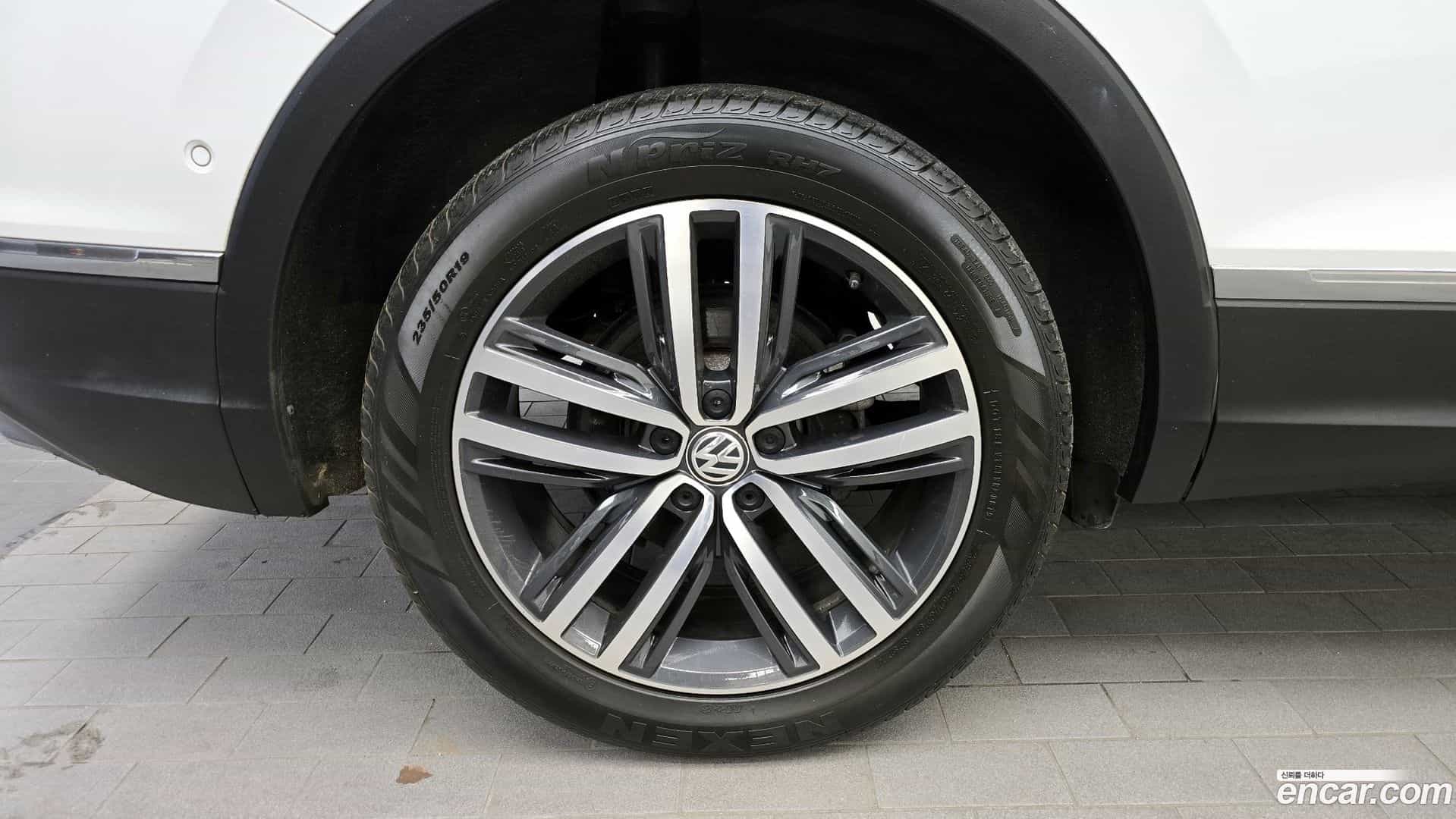 Tiguan Volkswagen 2018.6-OUTER-005