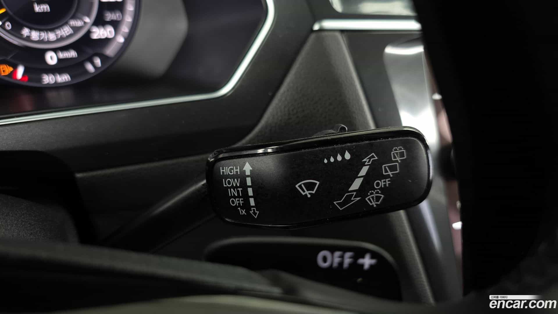 Tiguan Volkswagen 2018.6-OPTION-041