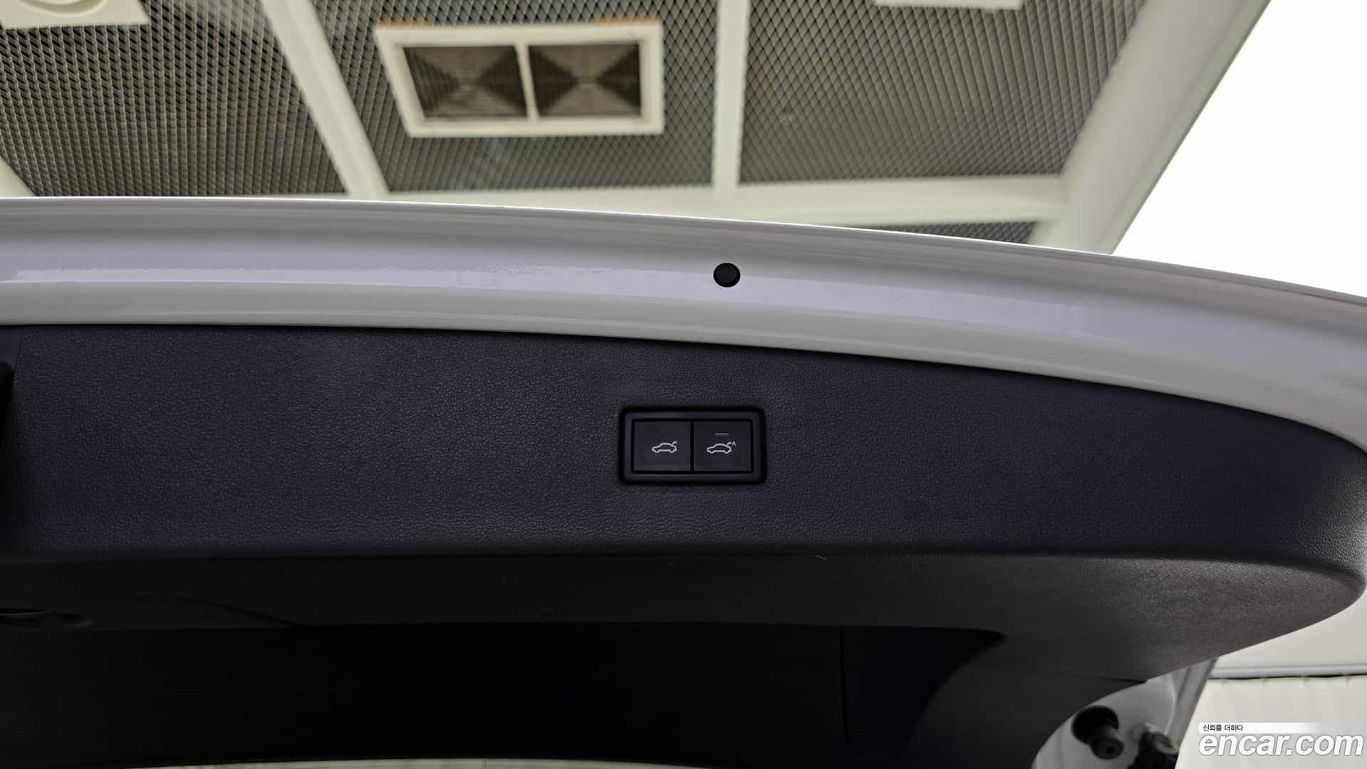 Tiguan Volkswagen 2018.6-OPTION-043