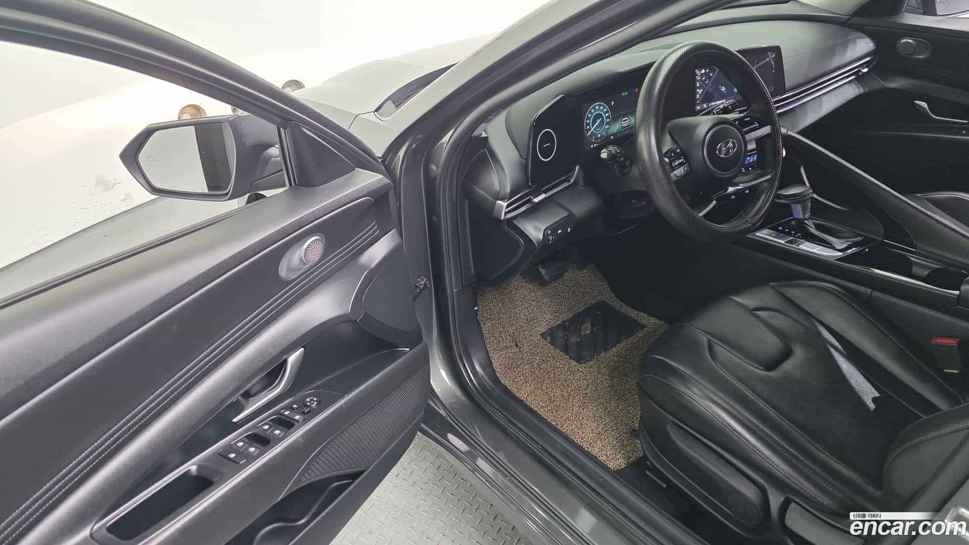 AVANTE Hyundai 2021.2-OPTION-015