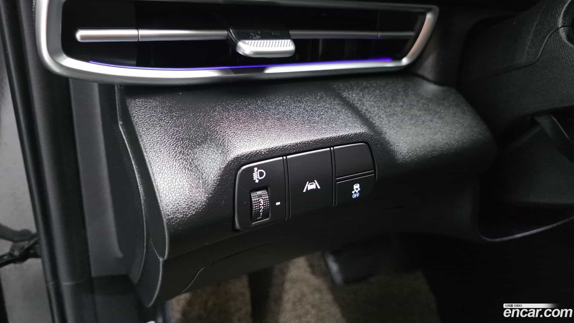 AVANTE Hyundai 2021.2-OPTION-017