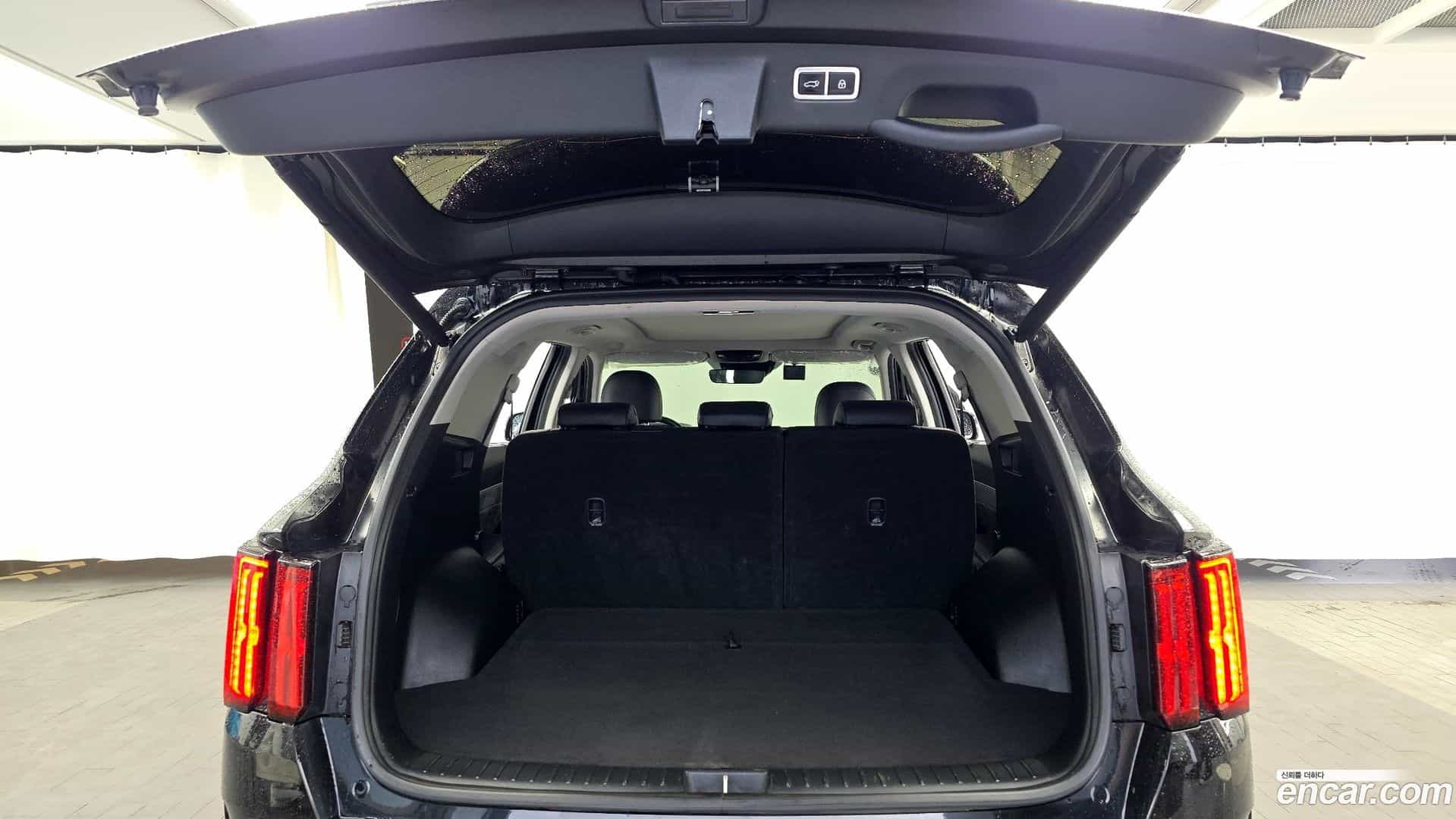 Sorento Kia 2020.4-OPTION-024