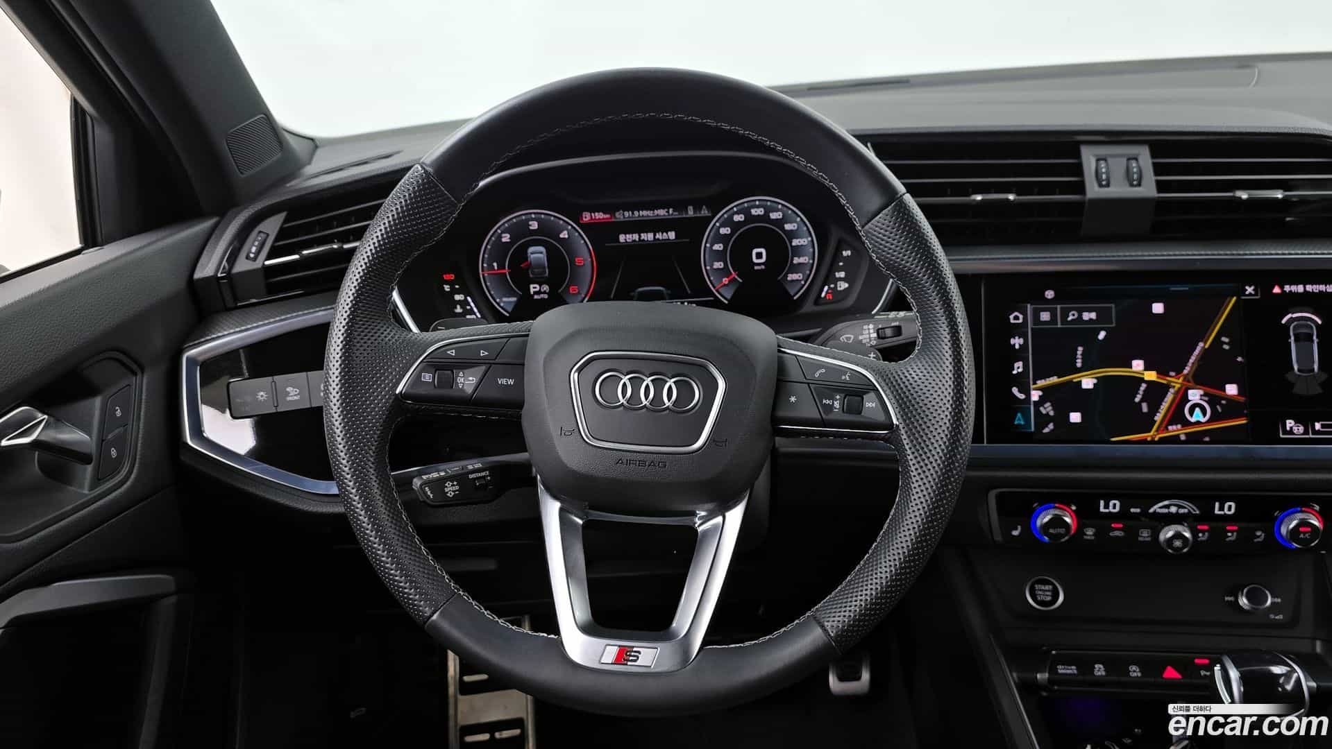 Q3 Audi 2024.11-OPTION-017