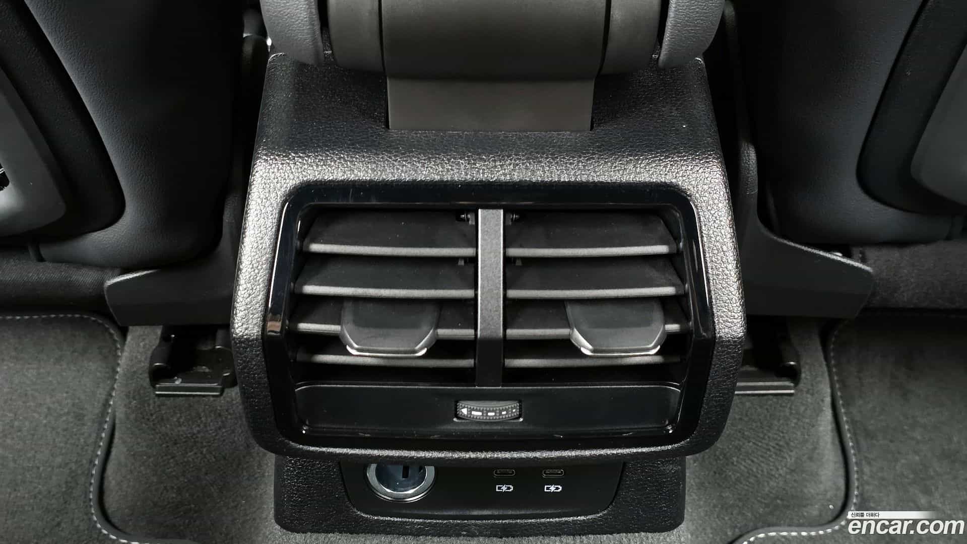 Q3 Audi 2024.11-OPTION-023