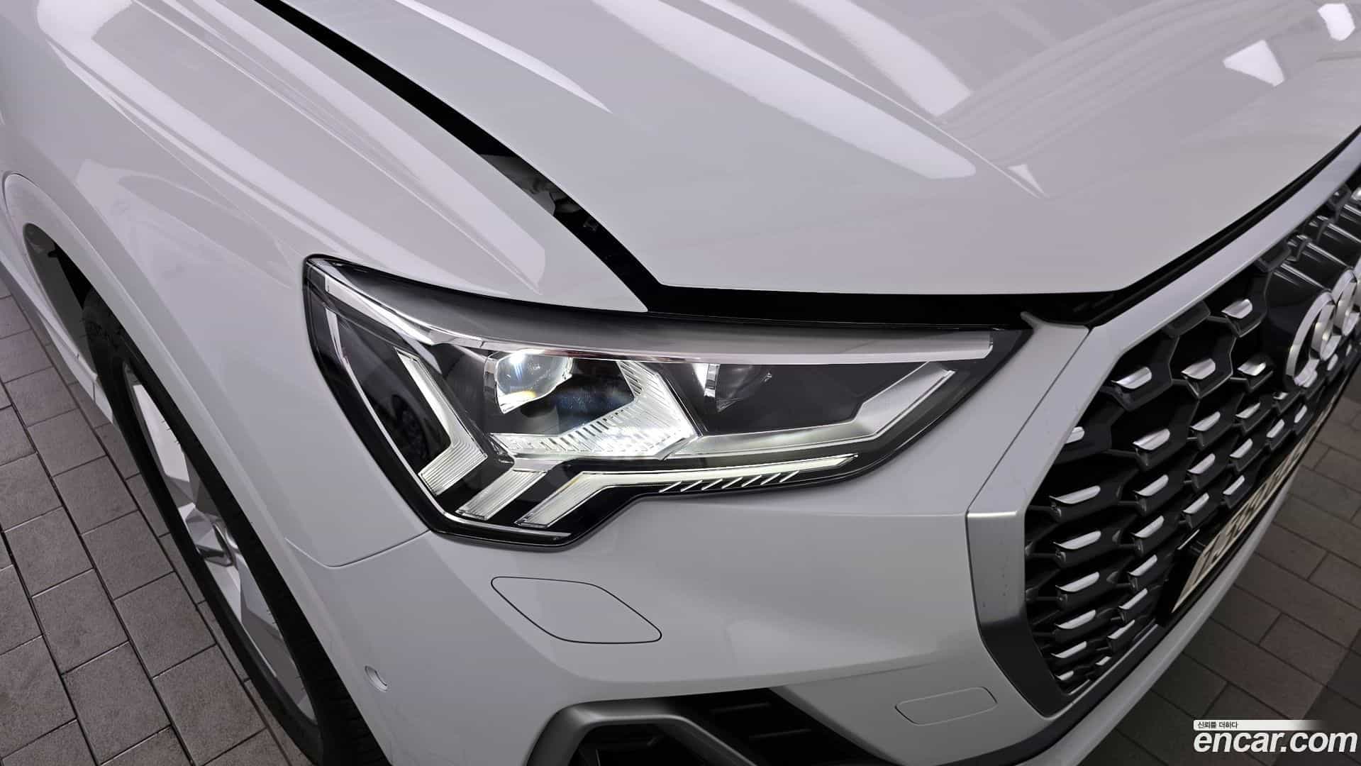Q3 Audi 2024.11-OUTER-032