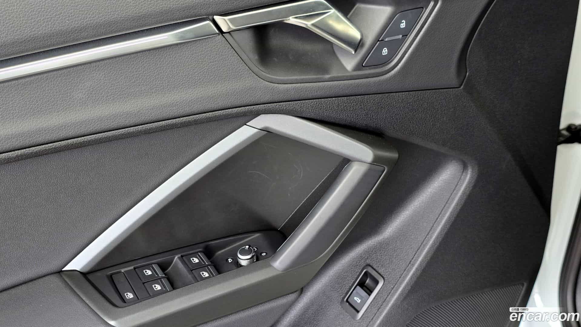 Q3 Audi 2024.11-OPTION-042