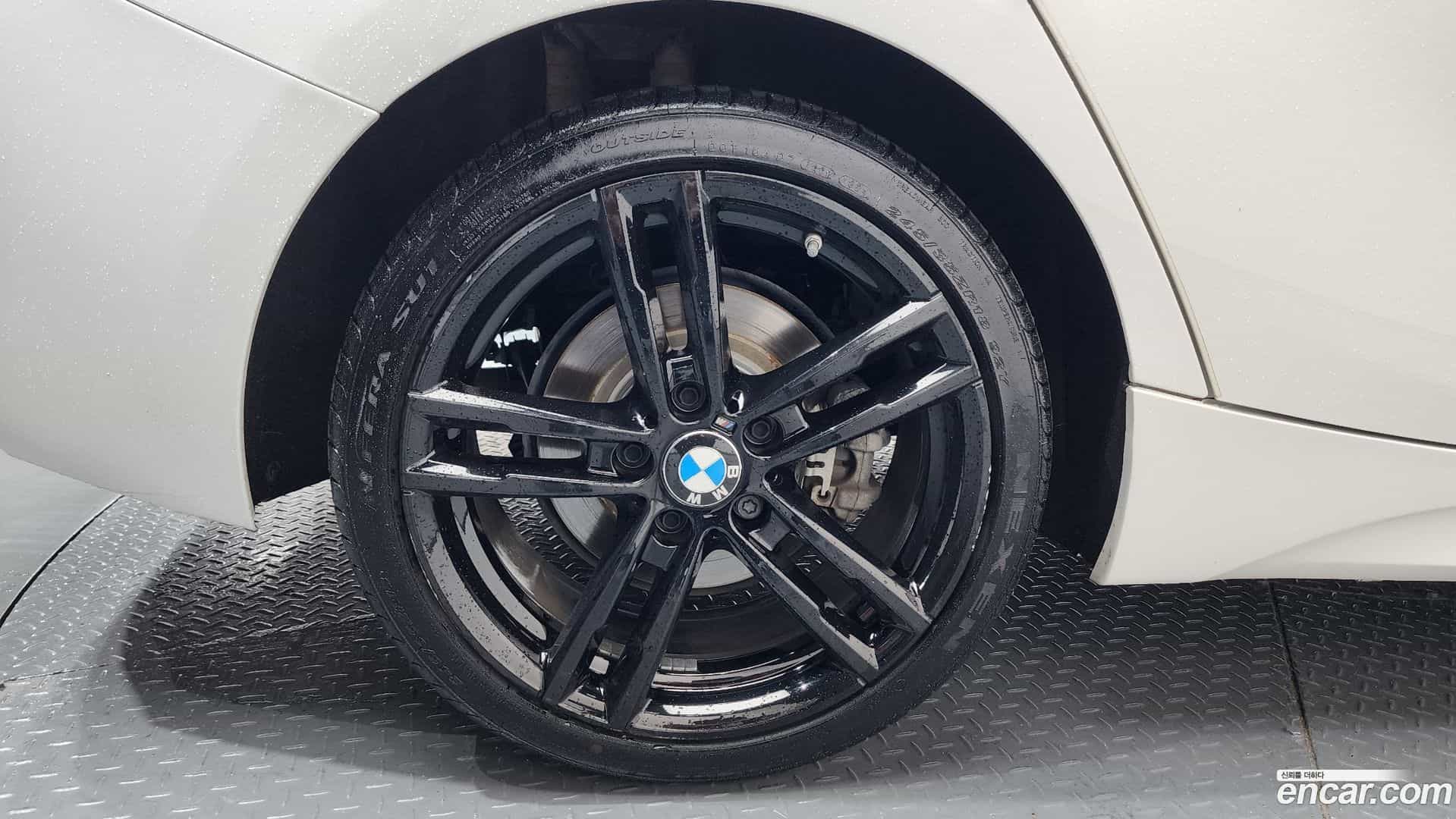 1-Series BMW 2018.4-OUTER-031
