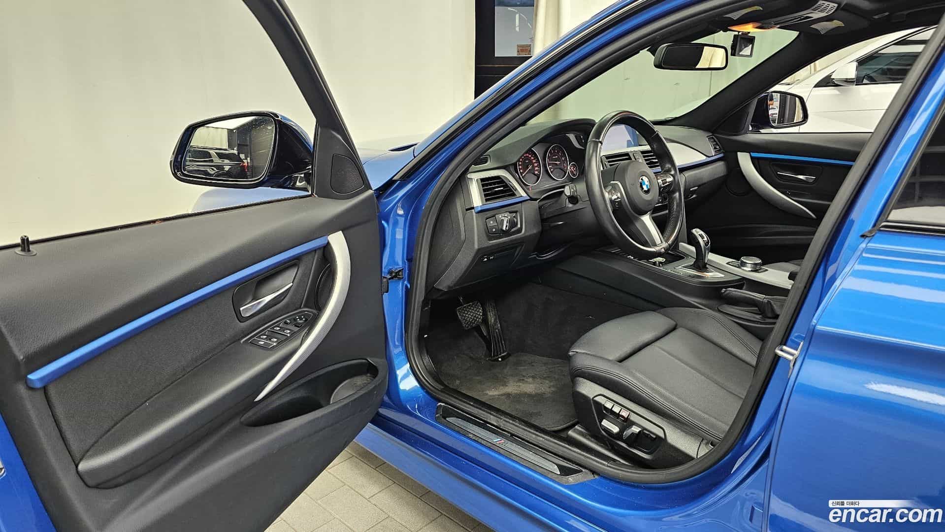 3-Series BMW 2017.4-INNER-010