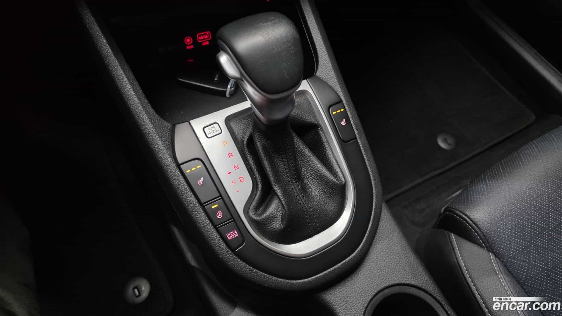 K3 Kia 2021.2-INNER-009