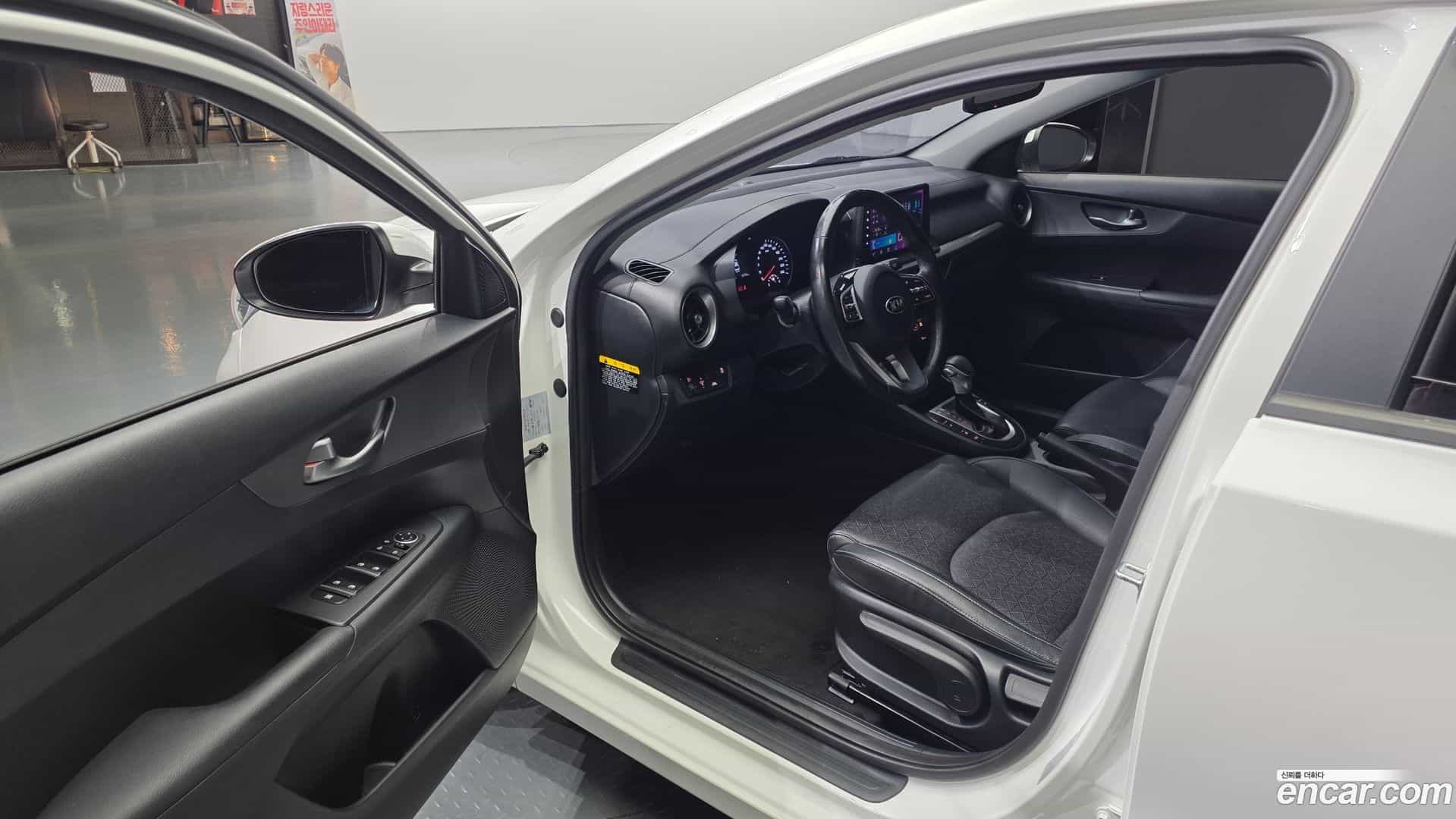 K3 Kia 2021.2-INNER-010
