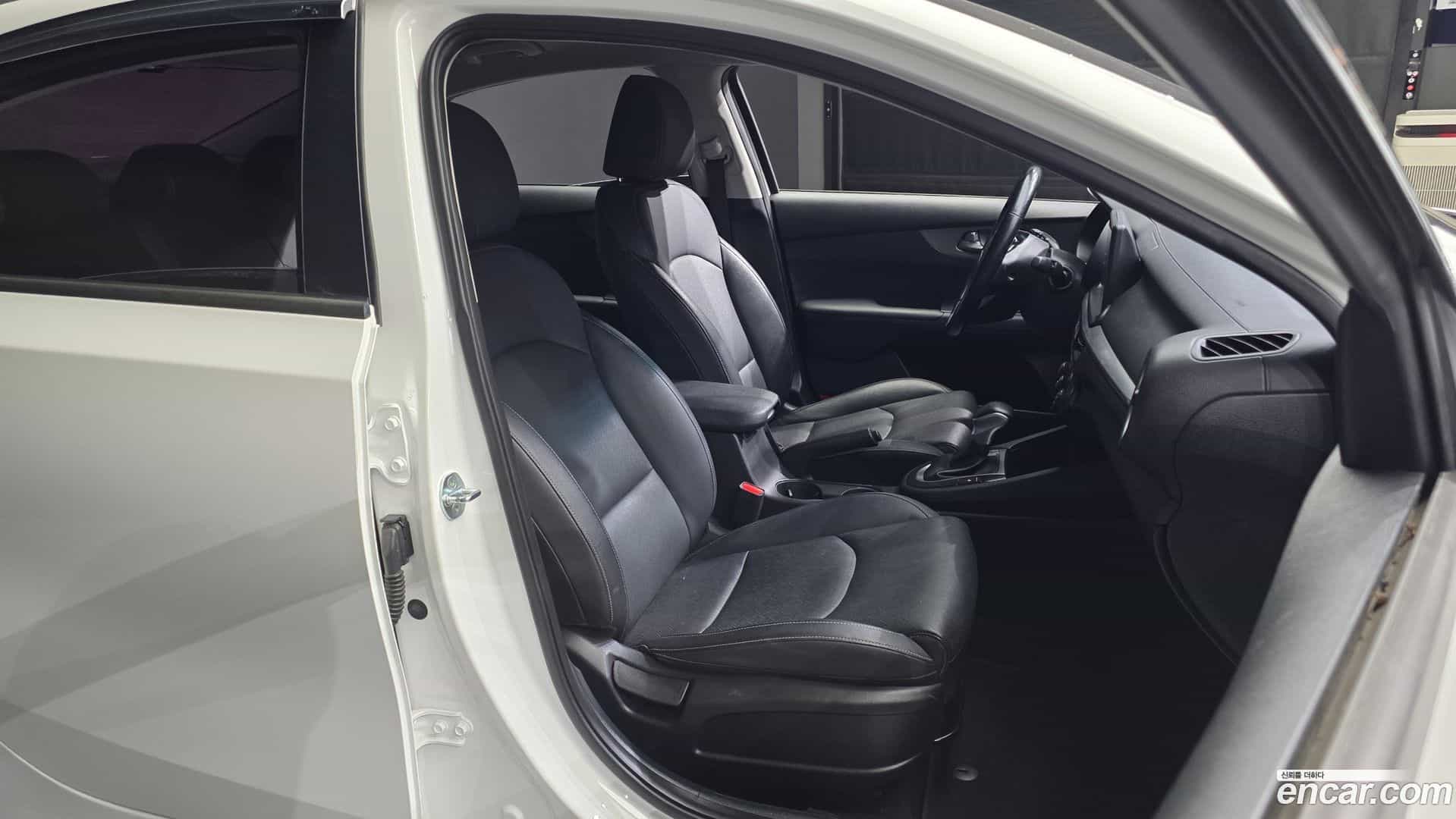 K3 Kia 2021.2-INNER-036