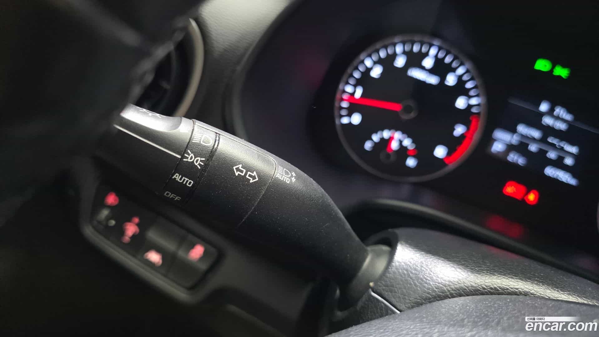 K3 Kia 2021.2-OPTION-042