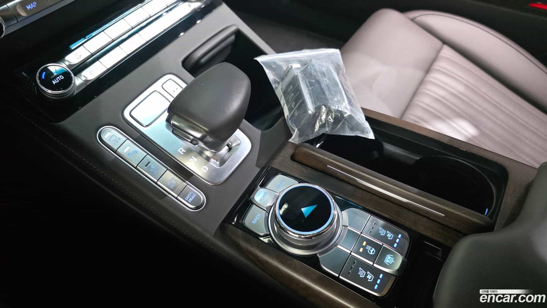 G90 Genesis 2021.3-INNER-009