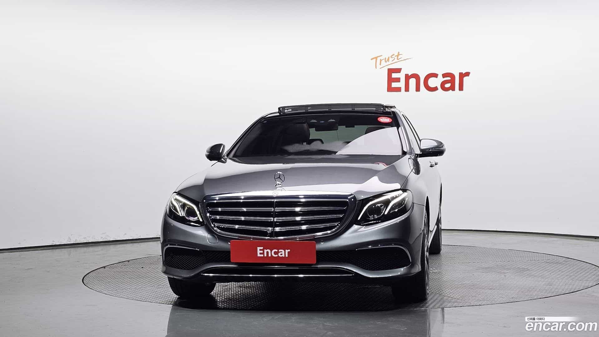 E-Class Mercedes-Benz 2017.5-OUTER-003