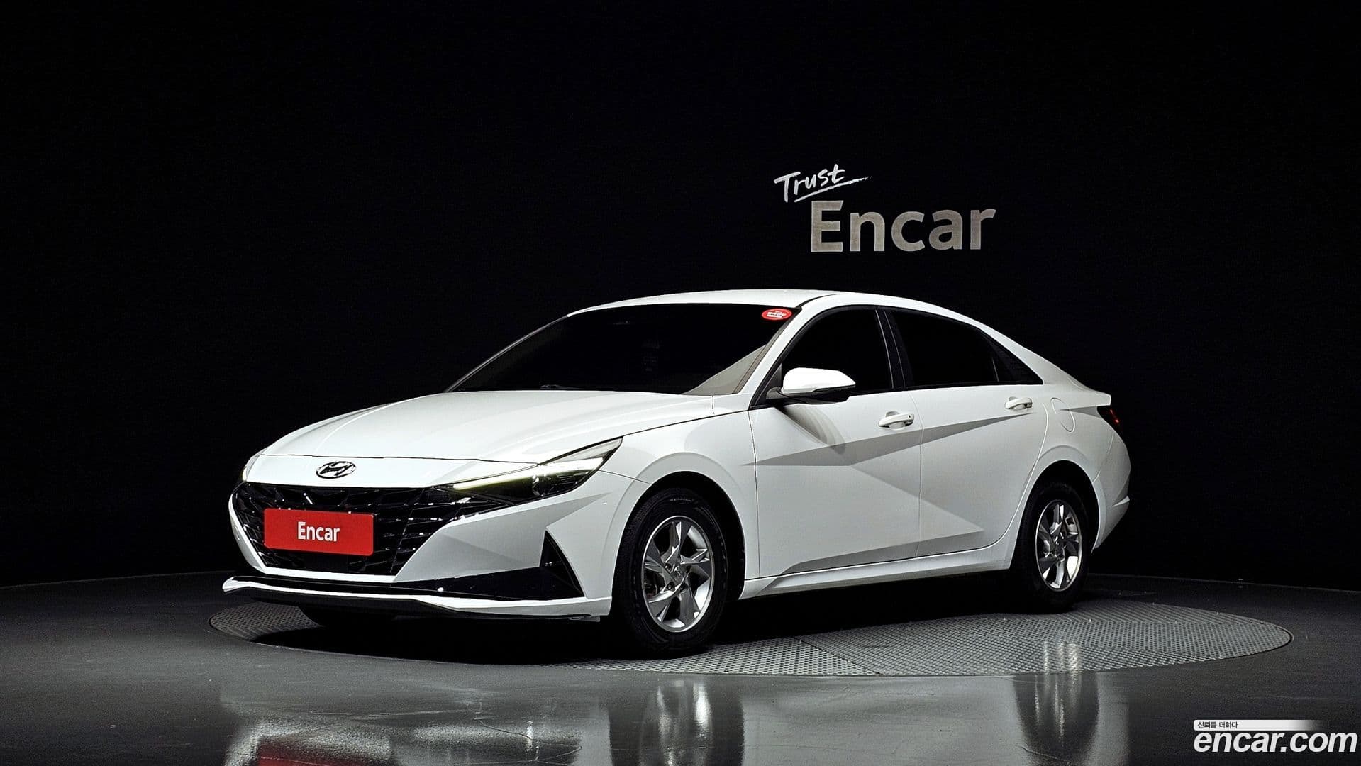 Main__Slider__Photo:AVANTE Hyundai 2021.3-0