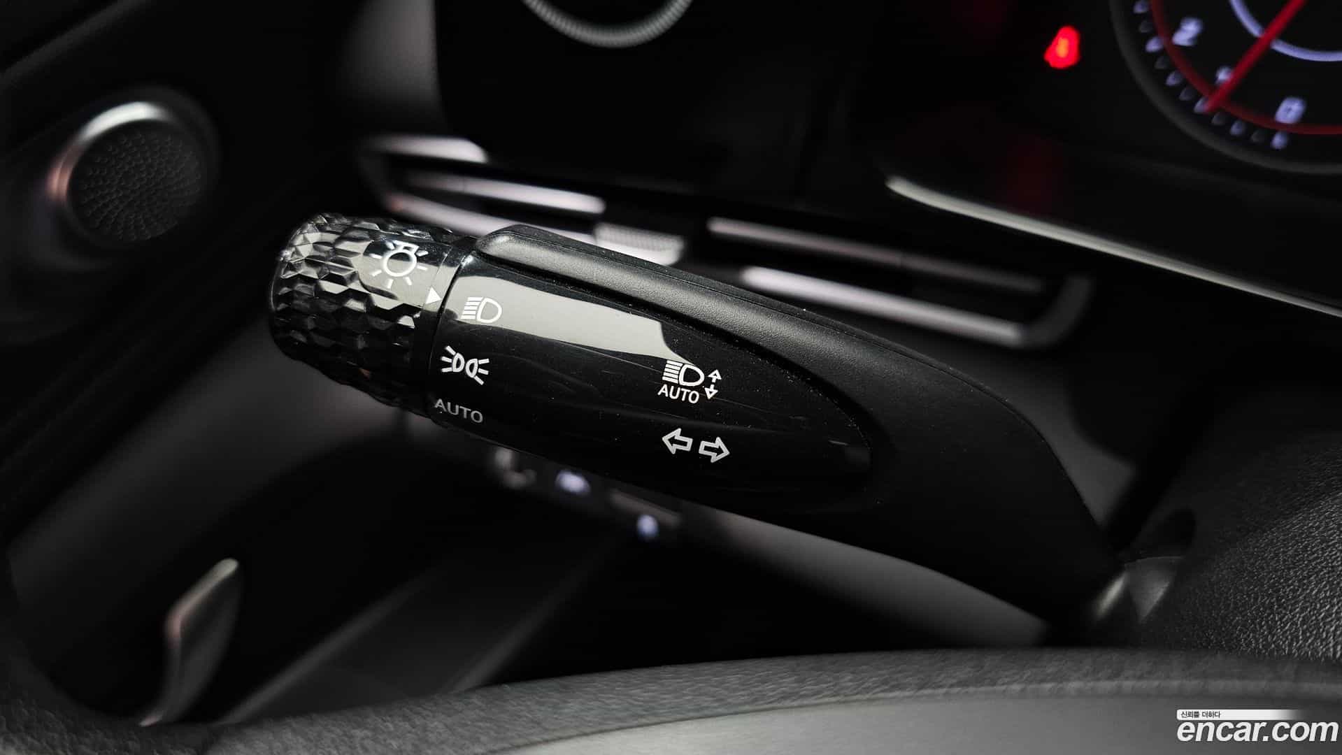 AVANTE Hyundai 2021.3-OPTION-023