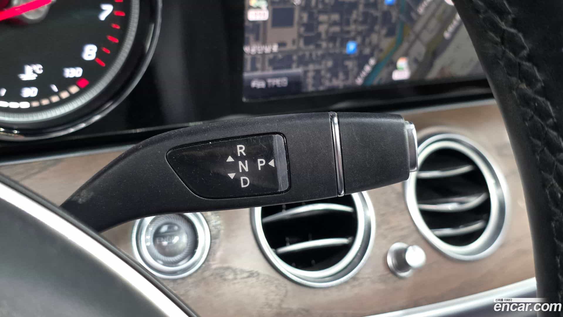 E-Class Mercedes-Benz 2018.1-INNER-009