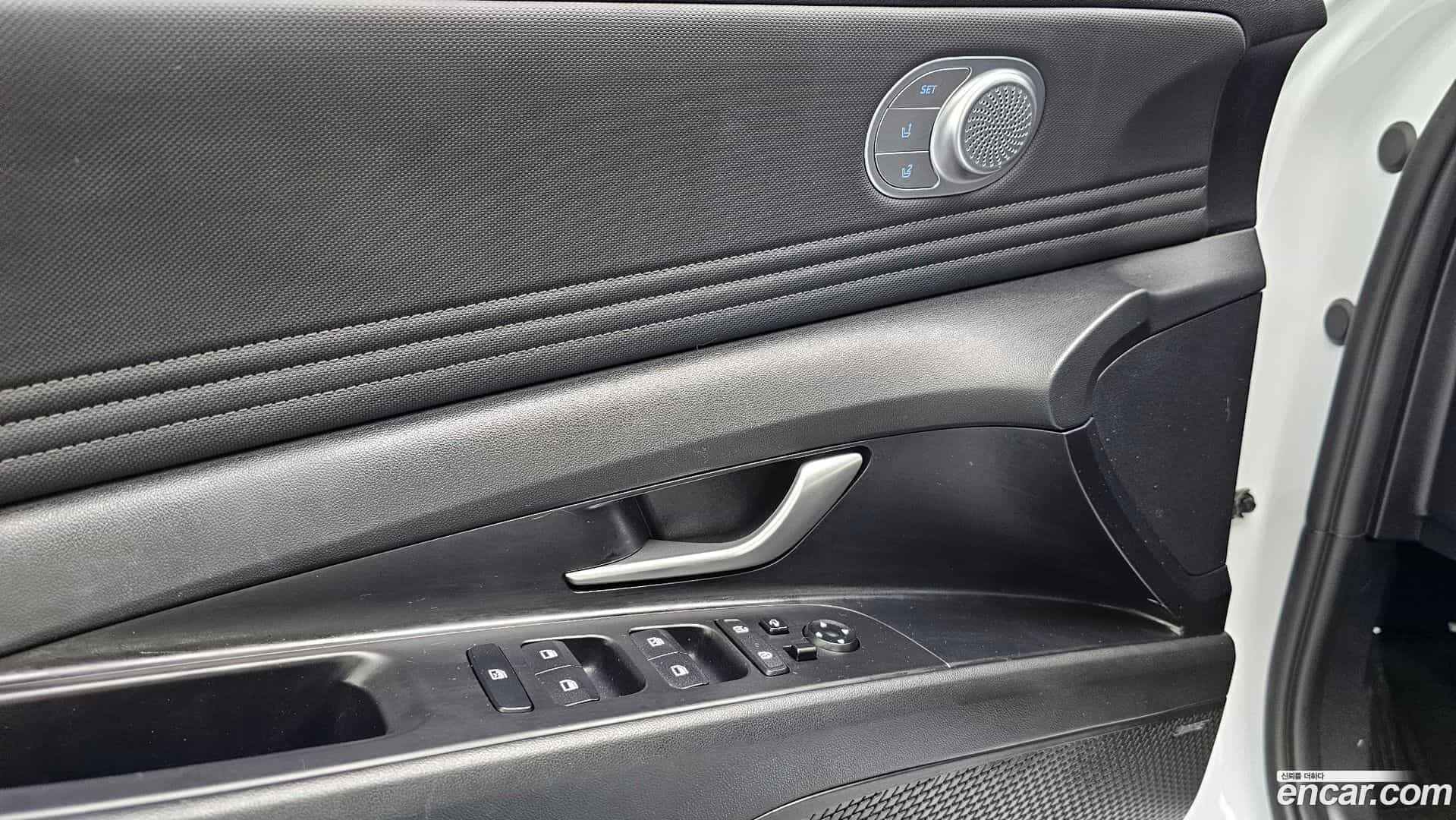 AVANTE Hyundai 2021.6-OPTION-021
