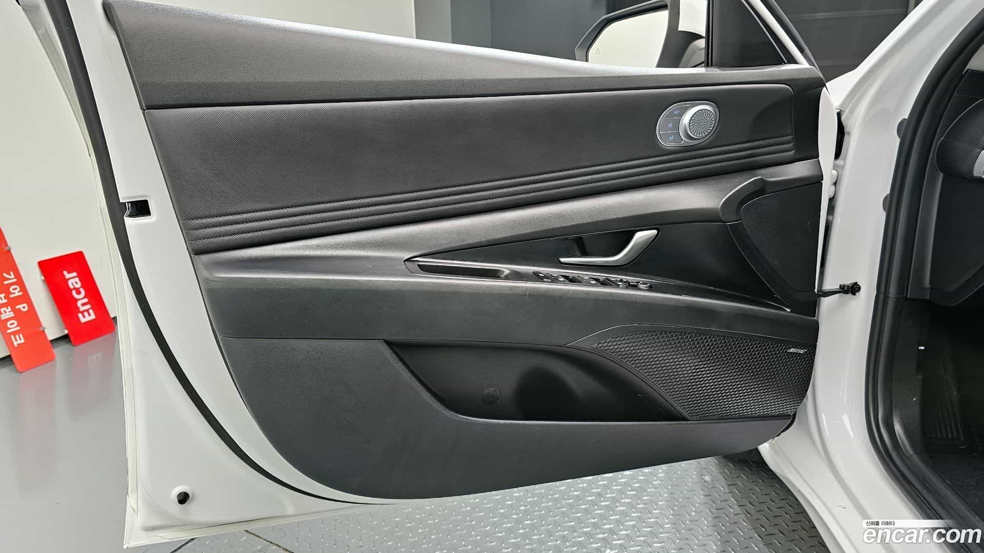 AVANTE Hyundai 2021.6-INNER-034