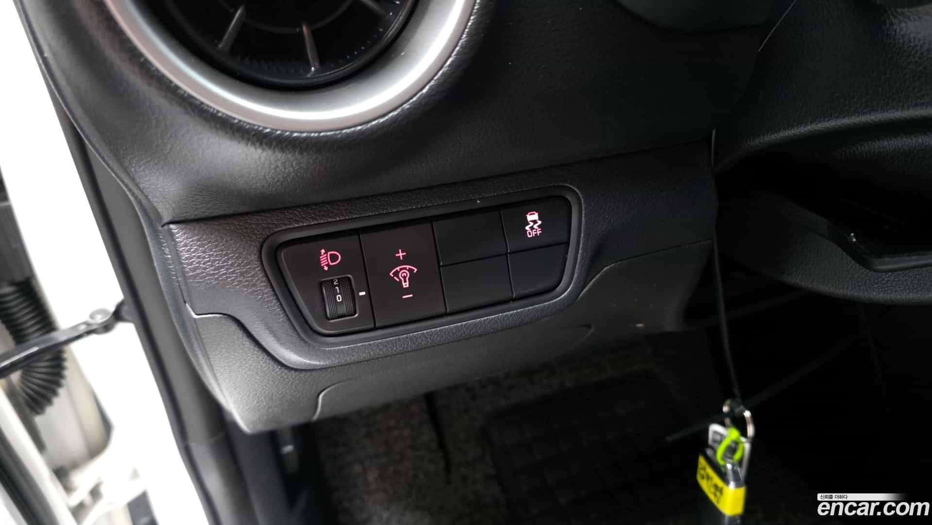 K3 Kia 2018.8-OPTION-041