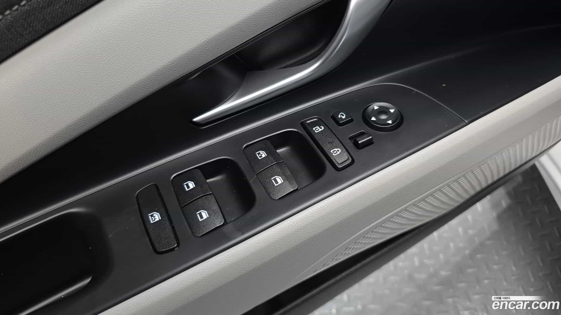 AVANTE Hyundai 2022.3-OPTION-040