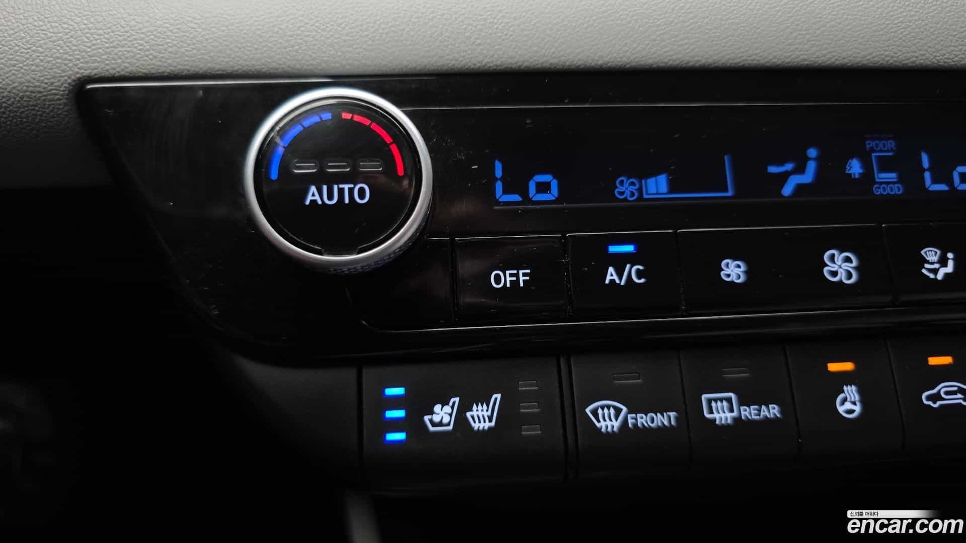 AVANTE Hyundai 2022.3-OPTION-045