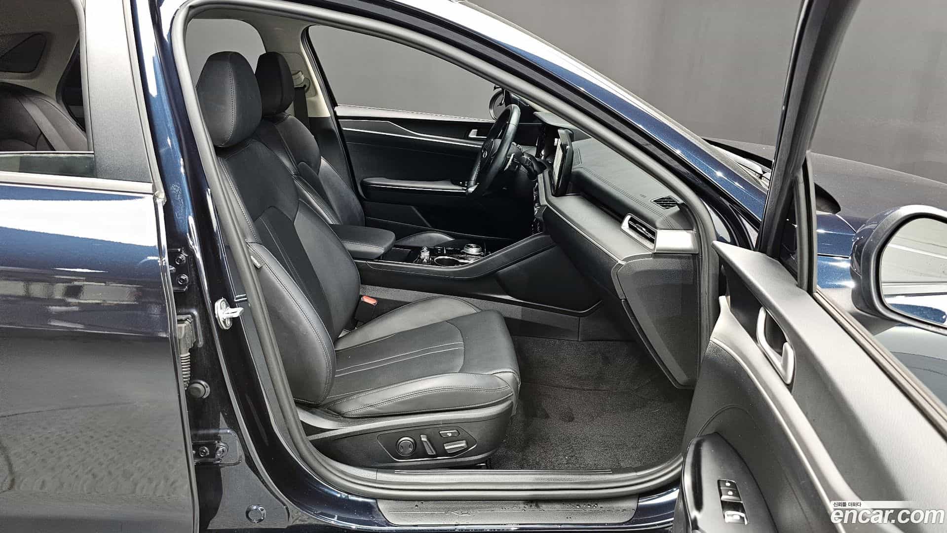 K5 Kia 2021.1-INNER-036