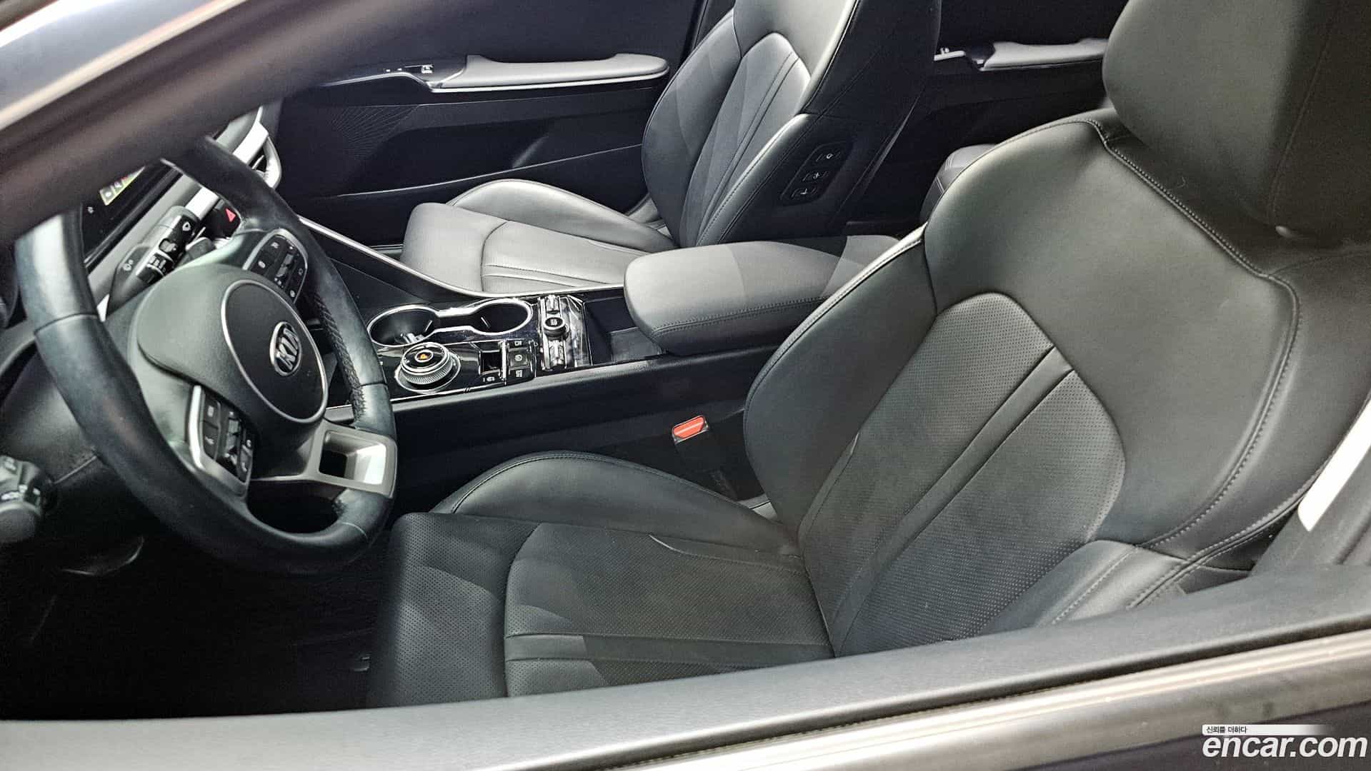 K5 Kia 2021.1-OPTION-041