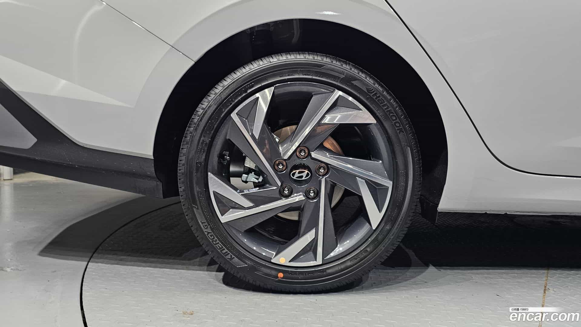 AVANTE Hyundai 2026.3-OUTER-005