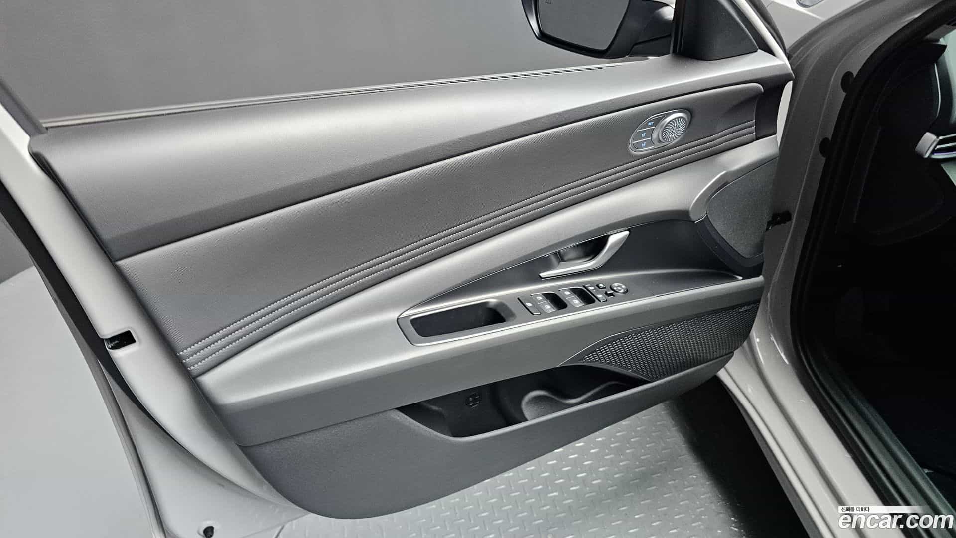 AVANTE Hyundai 2026.3-OPTION-020