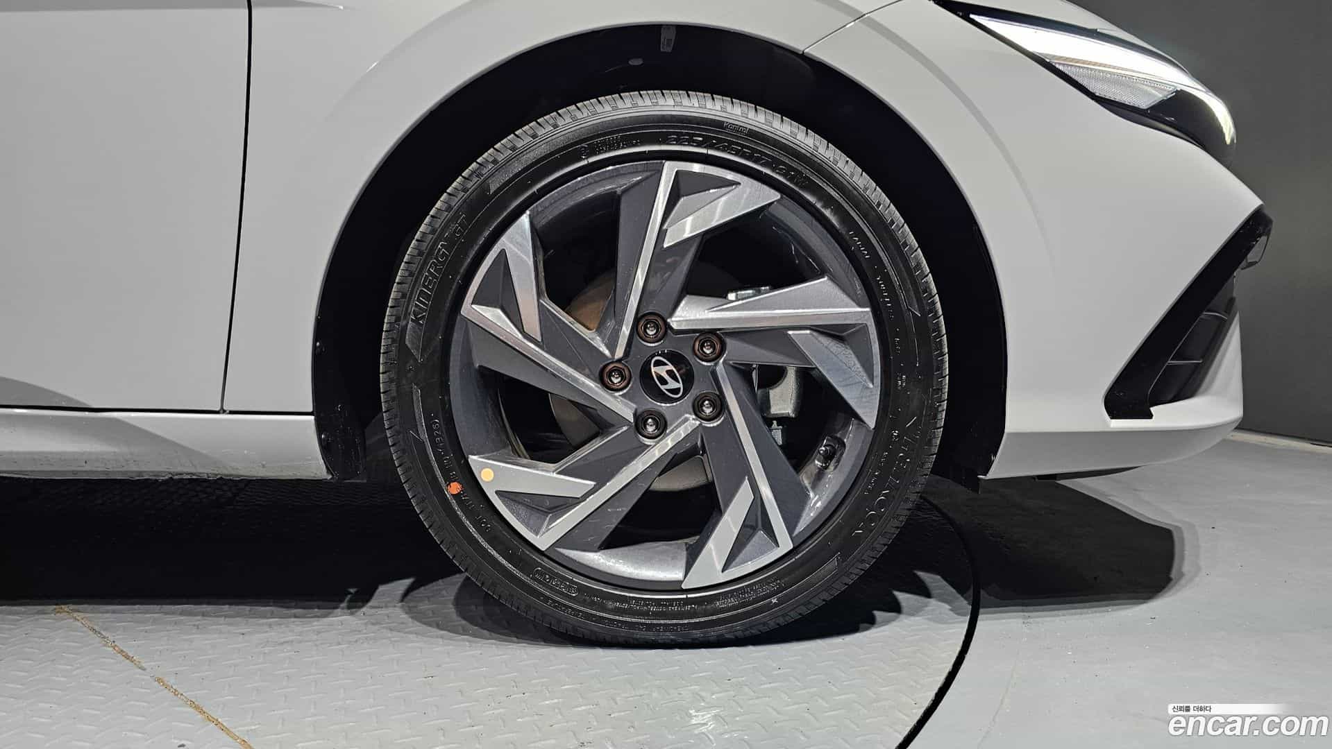 AVANTE Hyundai 2026.3-OUTER-031