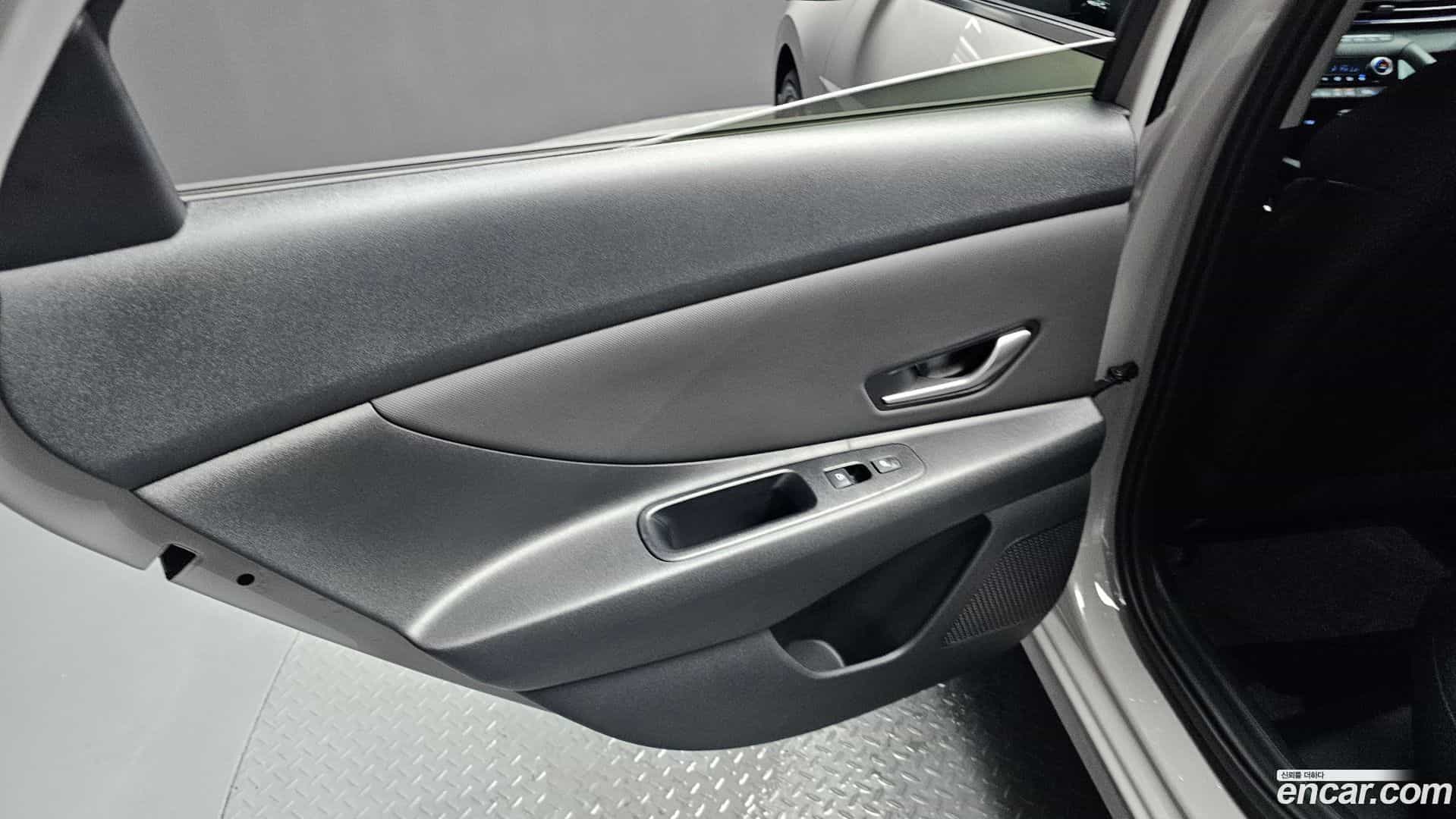 AVANTE Hyundai 2026.3-INNER-035