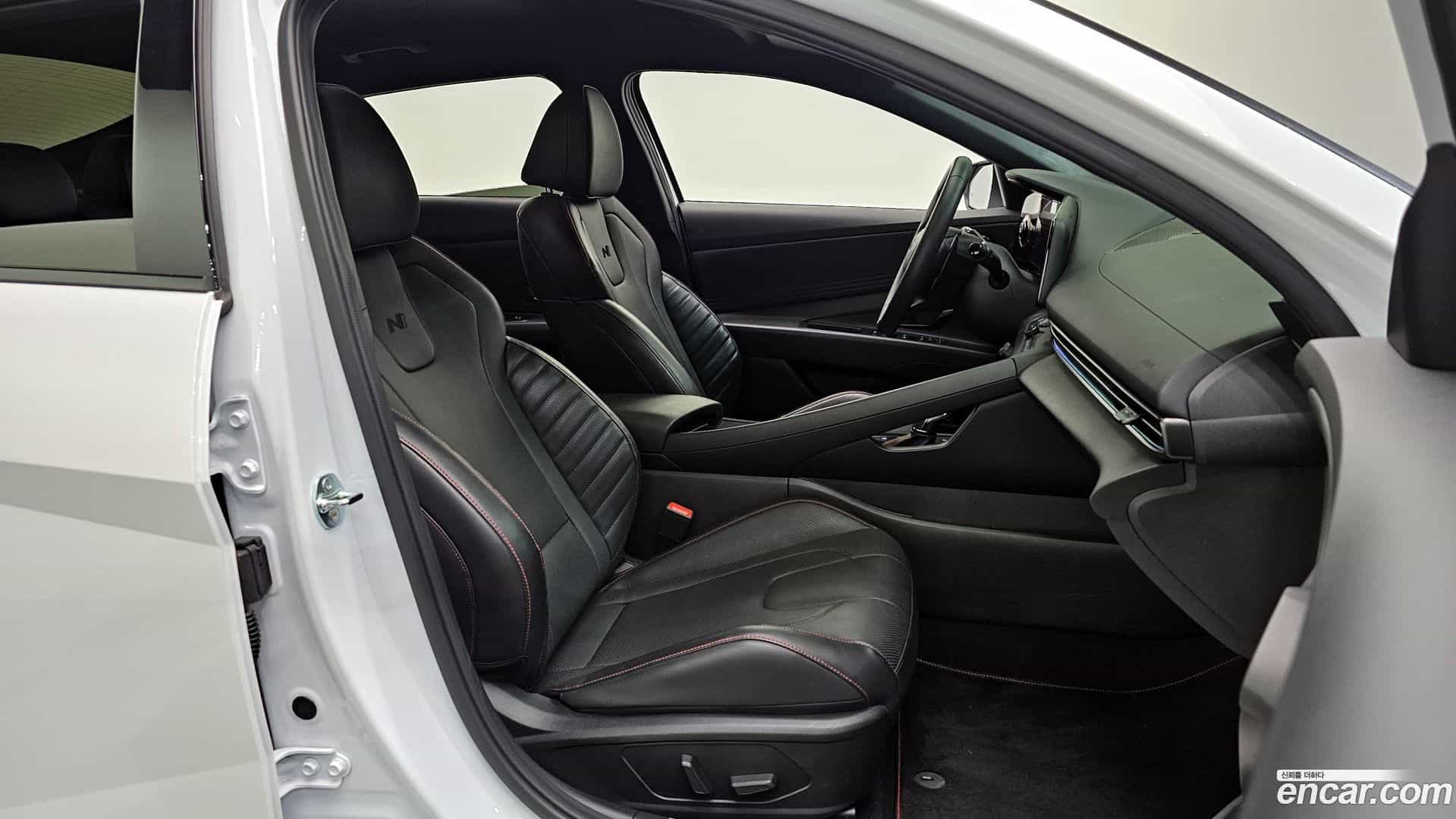 AVANTE Hyundai 2024.7-INNER-036
