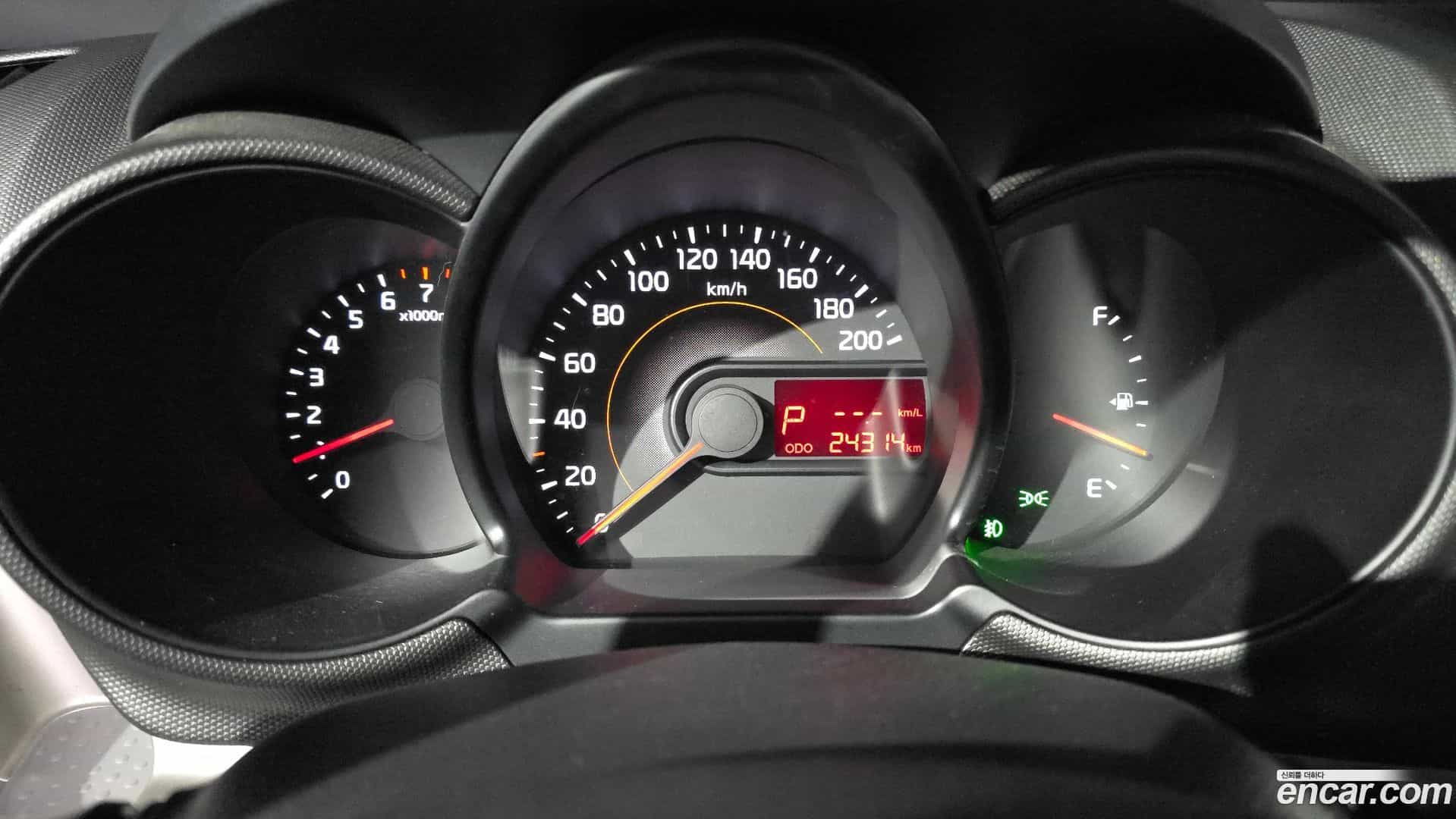 RAY Kia 2019.6-INNER-008