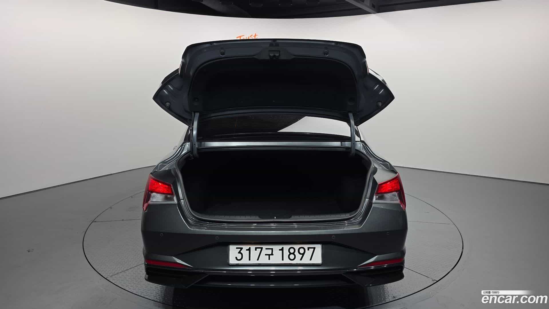 AVANTE Hyundai 2023.2-OPTION-024