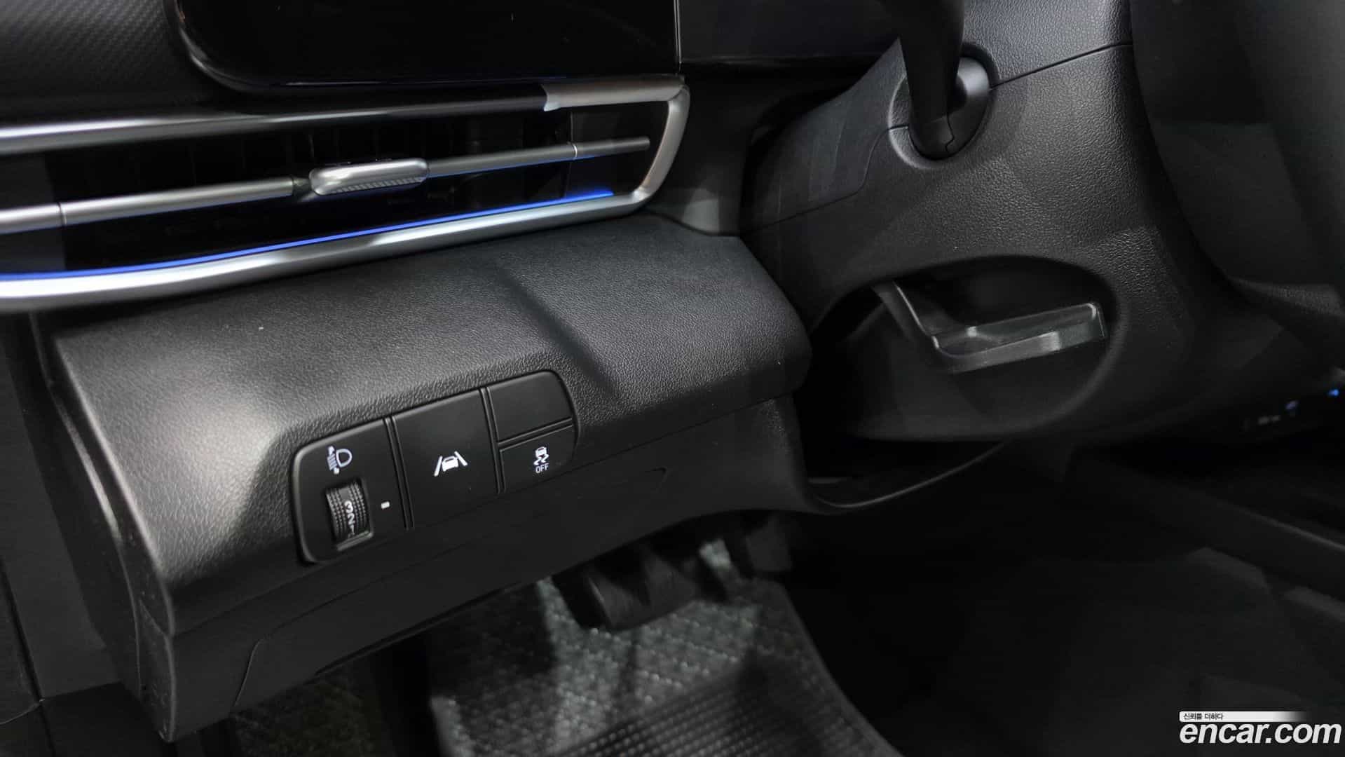 AVANTE Hyundai 2020.5-OPTION-016