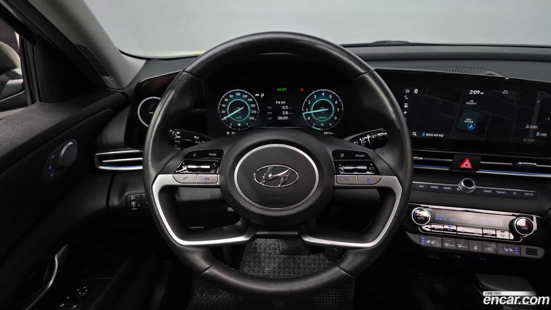 AVANTE Hyundai 2020.5-OPTION-017