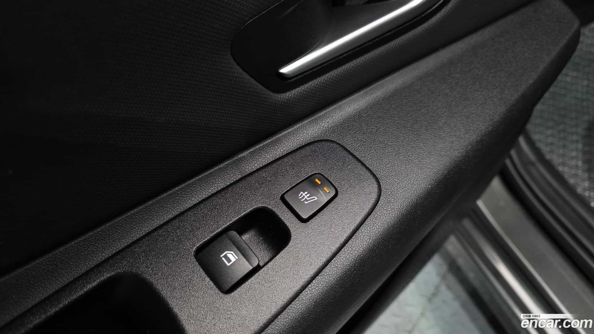 AVANTE Hyundai 2020.5-OPTION-023
