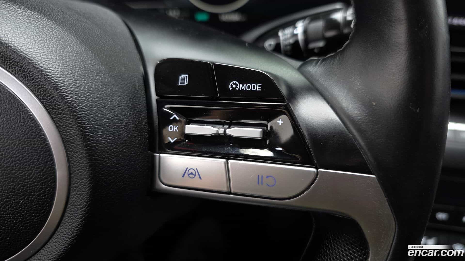 AVANTE Hyundai 2021.8-OPTION-019