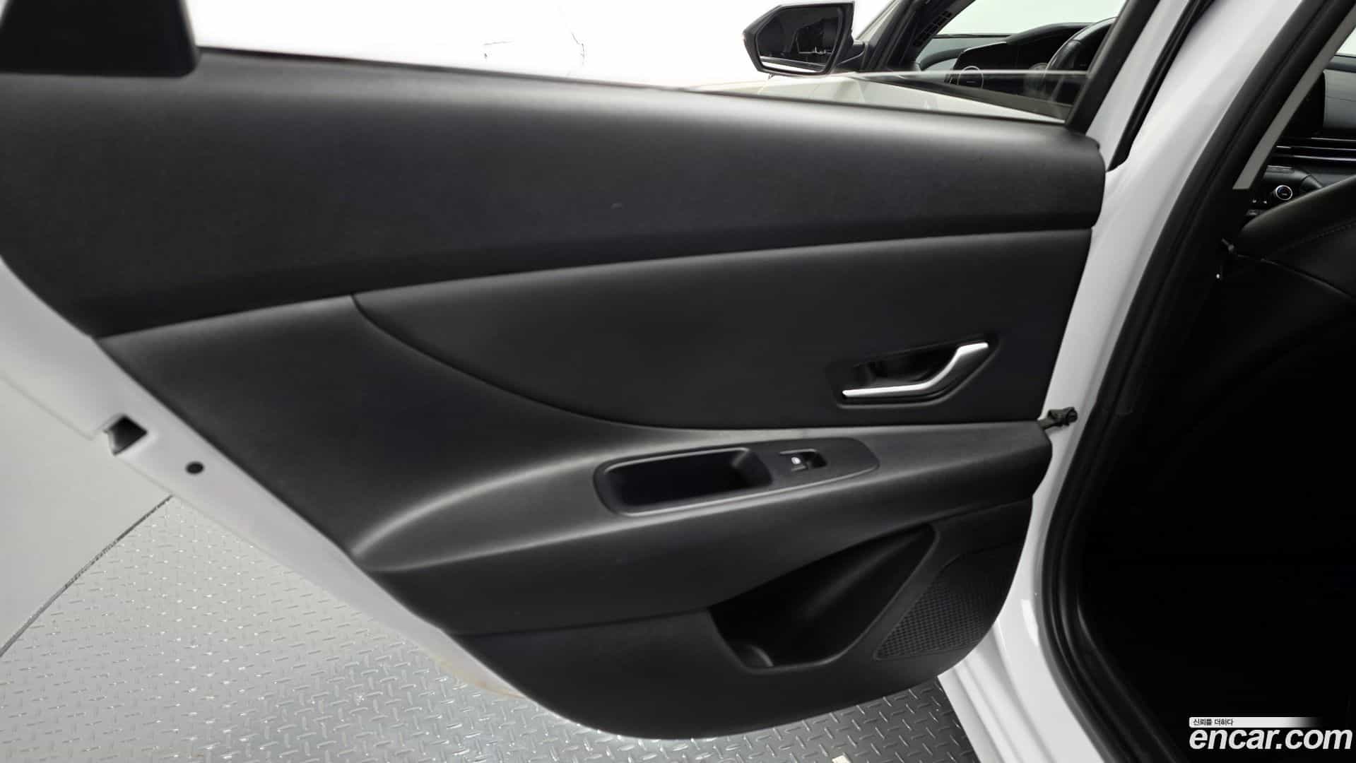 AVANTE Hyundai 2021.8-INNER-035