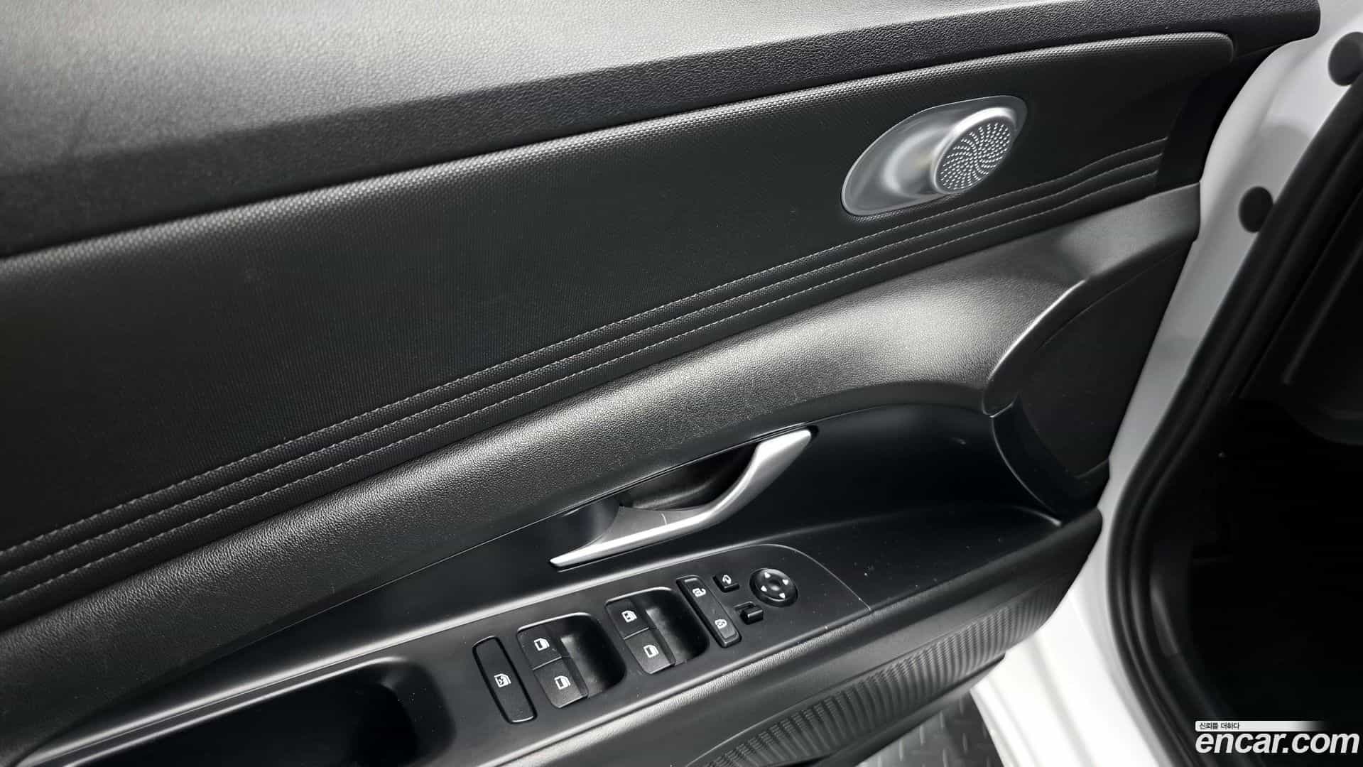 AVANTE Hyundai 2021.8-INNER-036