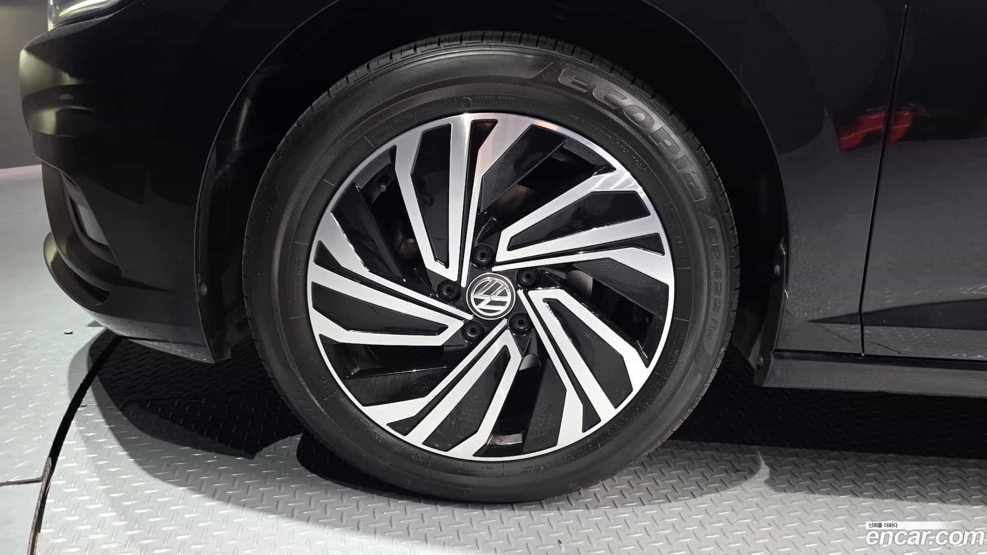 Jetta Volkswagen 2021.6-OUTER-005