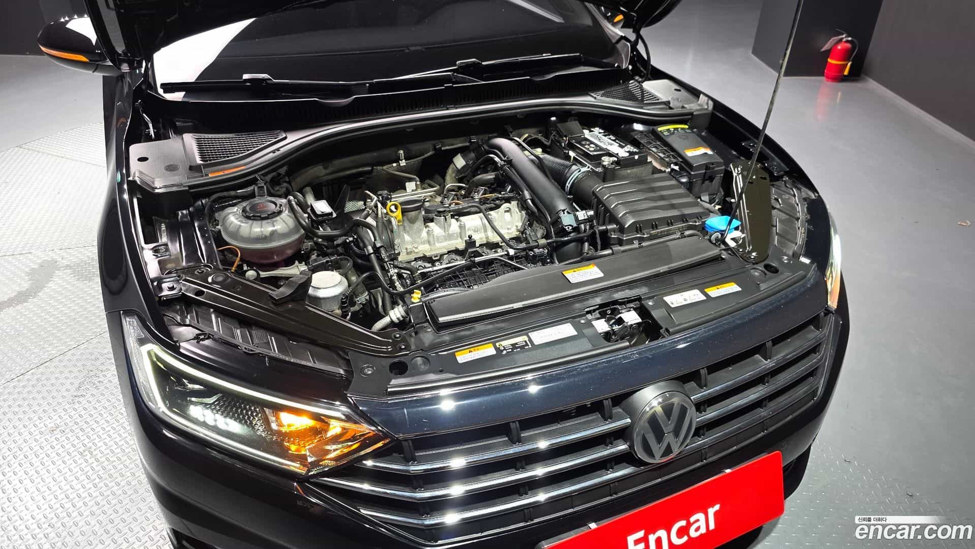 Jetta Volkswagen 2021.6-OUTER-006