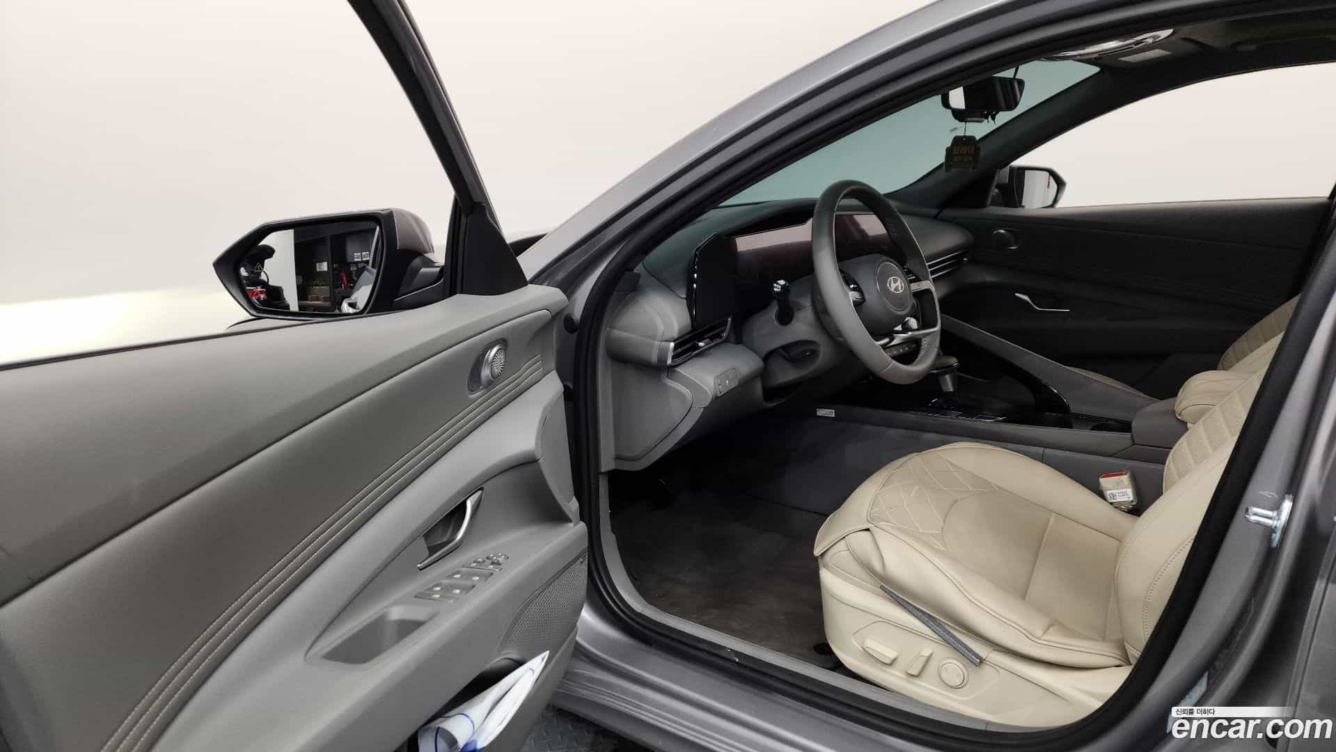 AVANTE Hyundai 2025.4-INNER-010